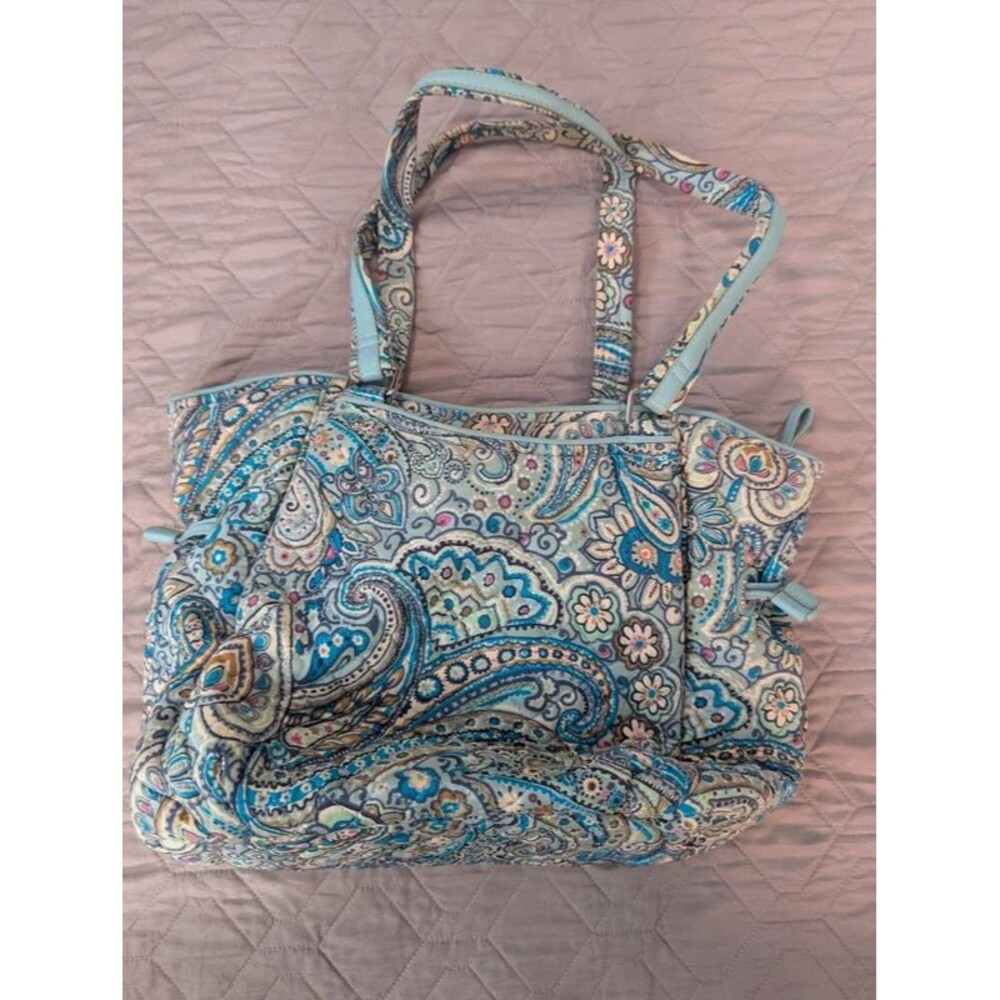 Vera Bradley Glenna Quilted Cotton Shoulder Bag Light Blue Paisley Tote